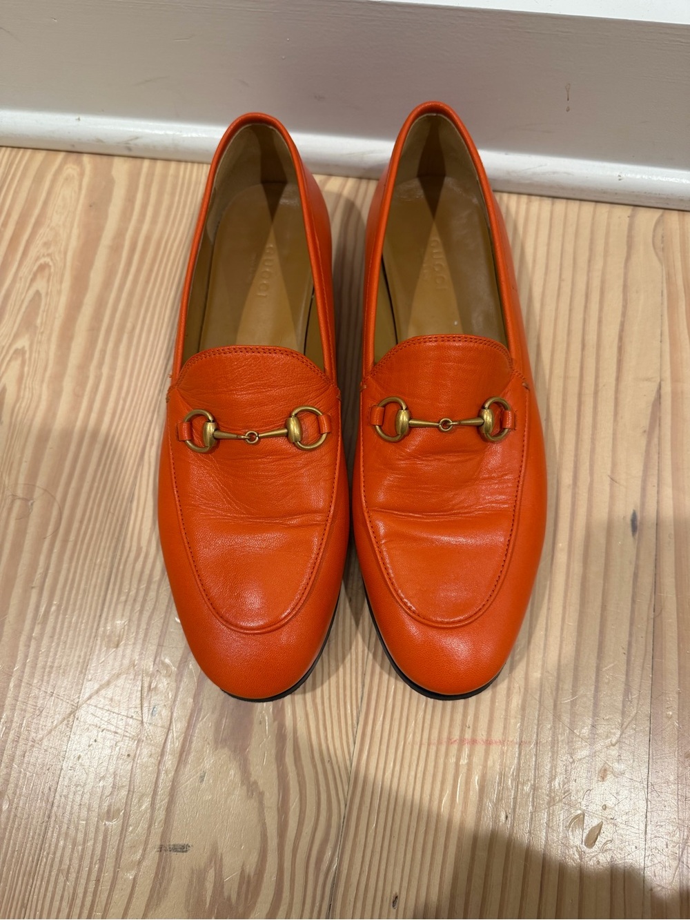 GUCCI Loafers in Orange, Size 39